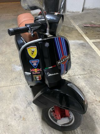 Vespa Iris 200 1987 Negra