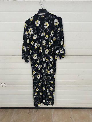 Oferta !!  Lote de ropa  137 prendas!!!