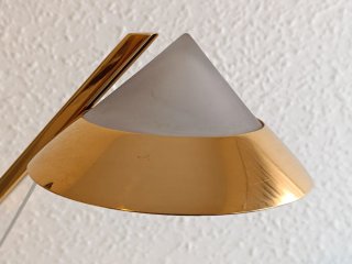 Lámpara de diseño vintage dorada
