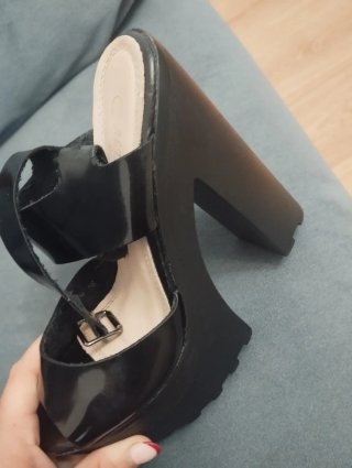 Tacones negros plataforma