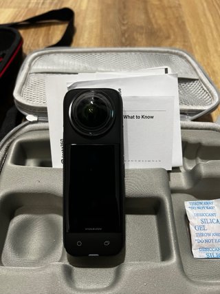 Insta360 X4 Pack Completo + Accesorios + Baterías