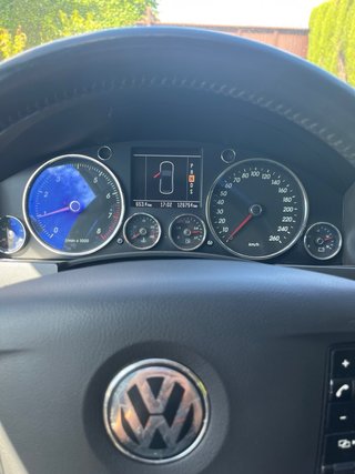 Volkswagen Touareg 3.2 (VR6)