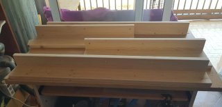 Estantería madera radiador hueco
