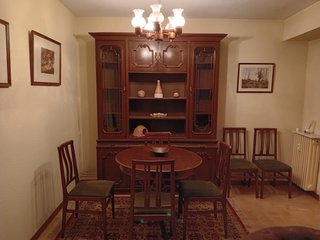 Mueble de salón de madera