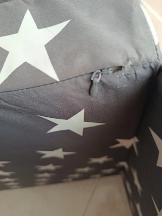 Cuscini per pallet con stelle grigie