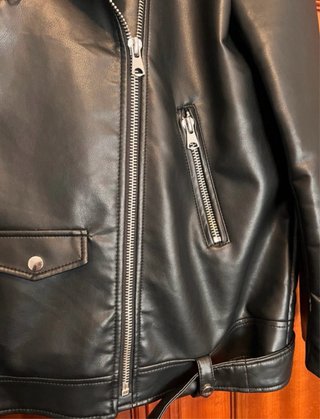 Cazadora oversize polipiel Stradivarius
