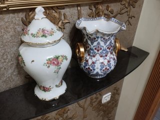 Juego de Jarrones de Porcelana Decorados
