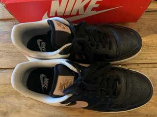 Nike Air Force 1 Negro Blanco Rosa