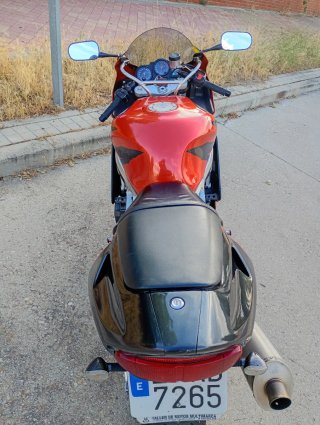 Honda CBR 900 RR Fireblade  Matrícula L7265AD