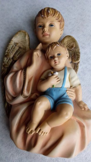 Figura Ángel de la Guarda con Niño