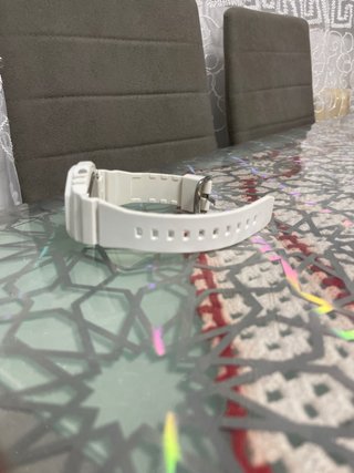 G-Shock GA-2000 Blanco