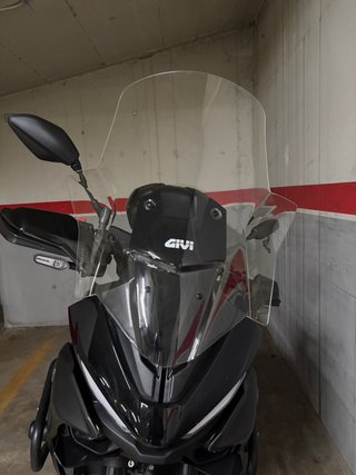 Cúpula Givi Touring Yamaha Tracer 7 (2025-2026)