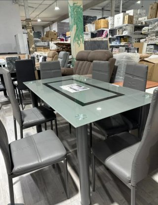 Pack de mesa nuevo 270€