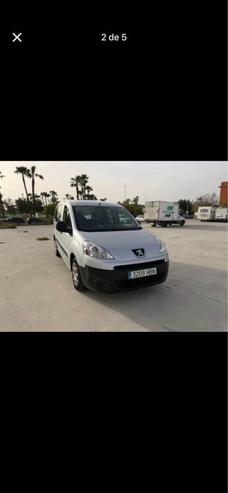 Peugeot Partner 2012