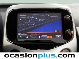 Toyota Aygo 1.0 70 x-play 51 kW (69 CV)