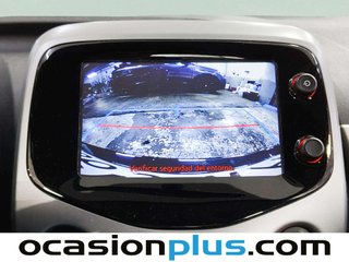 Toyota Aygo 1.0 70 x-play 51 kW (69 CV)