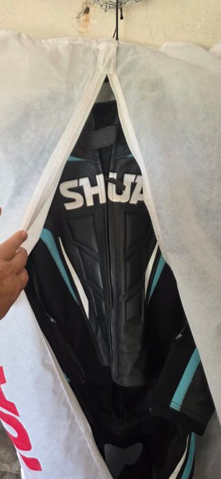 Mono de moto mujer SHUA