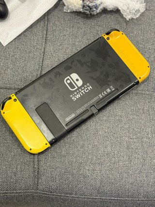 Nintendo Switch Edição Pokémon Let's Go