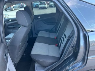 Ford Focus II Hatchback 1.6 Gasolina 115CV