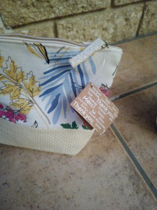 2 Bolsa de tela .
