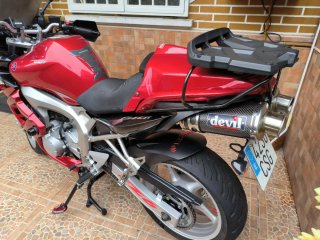 Yamaha FZ6 Semicarenado