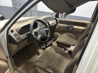 Nissan Terrano II 2004