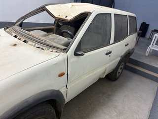Nissan Terrano II 2004