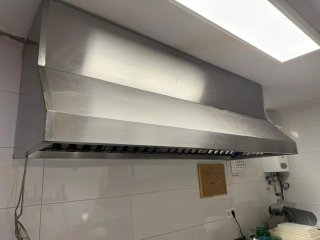 Campana extractora de restaurante
