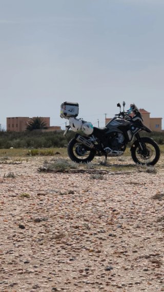 Macbor Montana XR5 Negra y Gris