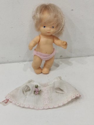 Muñeca Braguitas Famosa 8 cm
