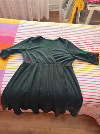 Vestido verde con brillos