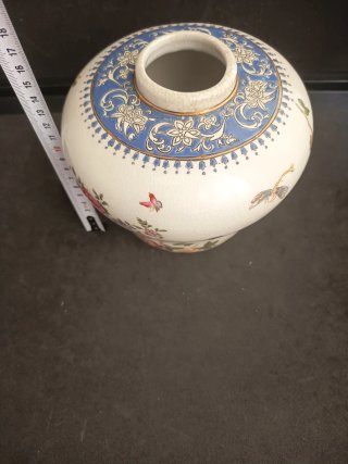 Jarrón de porcelana china floral