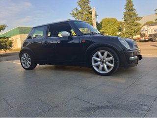 MINI Cooper 2003
