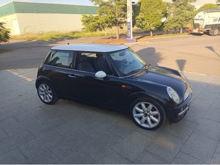 MINI Cooper 2003