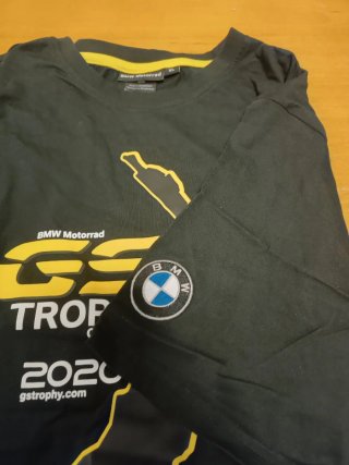 t-shirt bmw