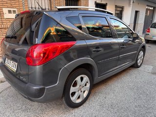 Peugeot 207 2010