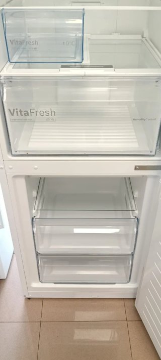 NEVERA COMBI BOSCH NO FROST ENERGÍA A++