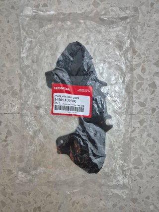 Tapa inferior faro Honda PCX 14-17