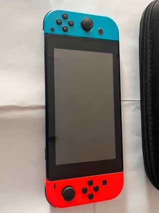 Nintendo Switch Azul y Rojo