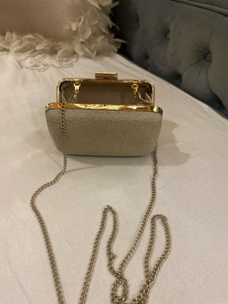 Bolso de fiesta dorado Zara