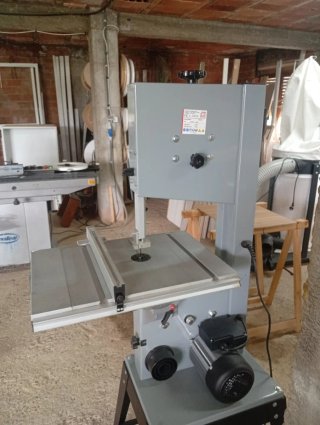 Sierra de cinta Holzmann HBS300J