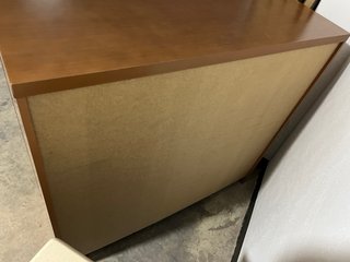 MUEBLE APARADOR DE MADERA MACIZA