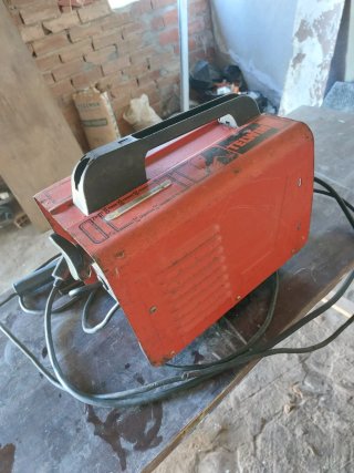 Soldadora Telwin Moderna 140