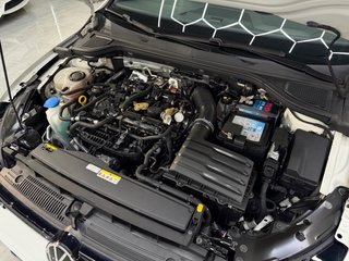 Volkswagen Golf 8R 320