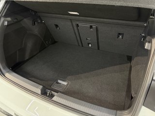 Volkswagen Golf 8R 320