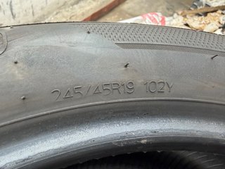 Neumáticos Hankook 245/45/19