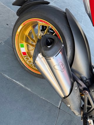 Ducati Diavel 1200 (2011) EXTRAS