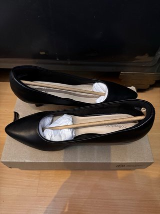 Zapatos Stiletto Tacón Bajo Clarks Negros