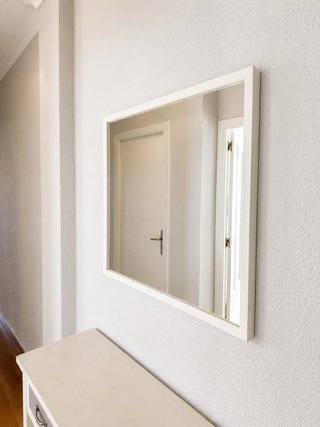 Mueble recibidor vintage con espejo