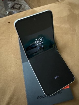 Samsung Galaxy Z Flip 3 5G Beige